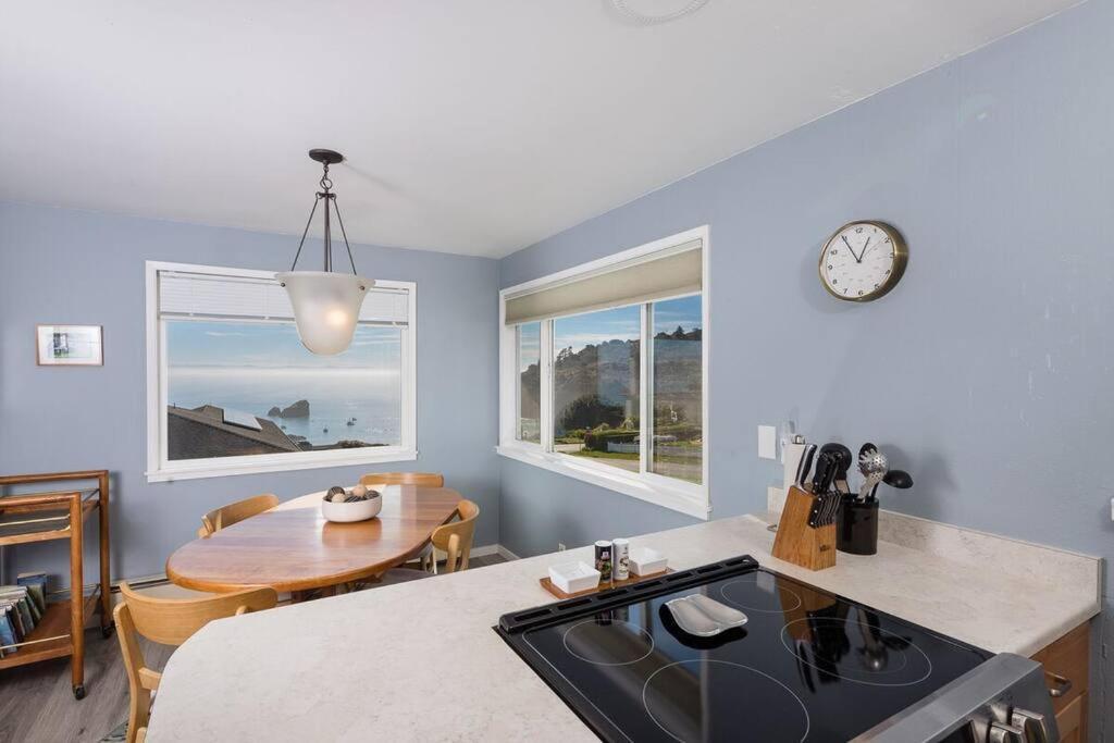 Ocean View Village Condo With Trails To Beaches Trinidad Dış mekan fotoğraf